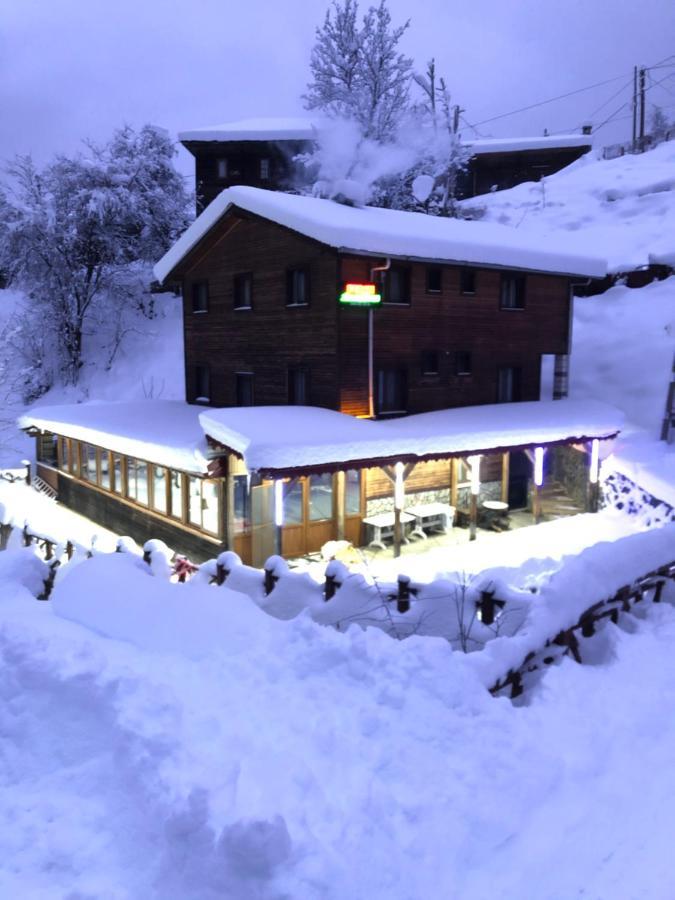 Ferah Butık Otel Çamlıhemşin Bagian luar foto